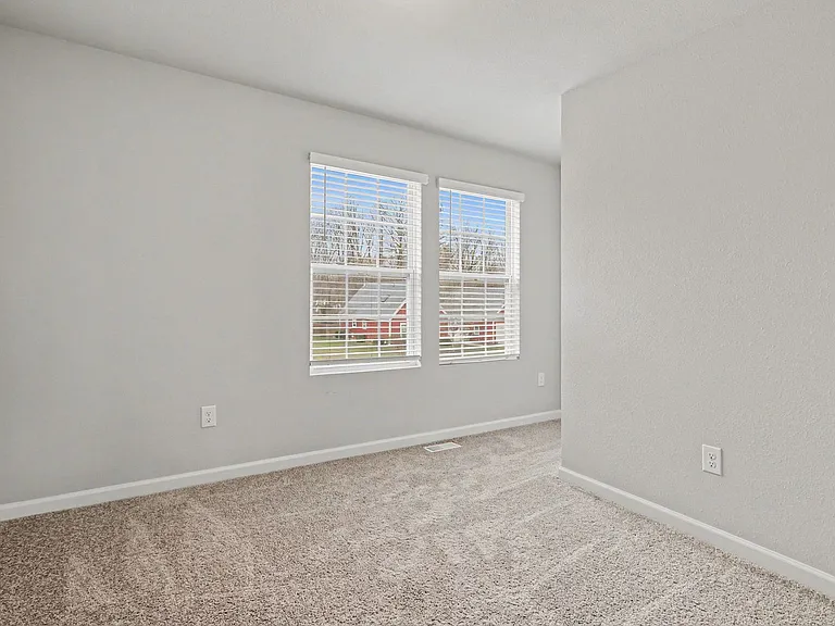 1030 Maple Ave — Photo 9