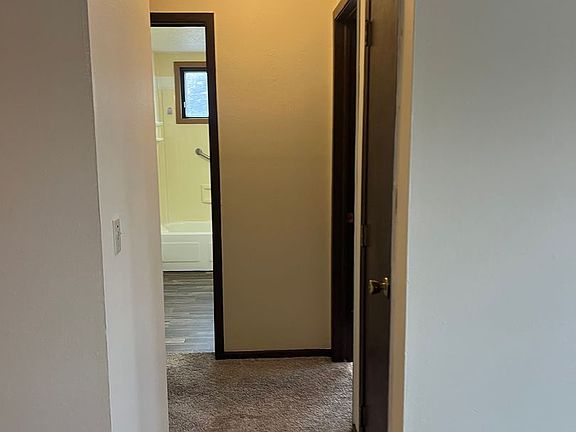 5th image of 1236 Edgewood Dr #7