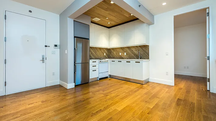 Rented by Nooklyn NYC LLC | media 21