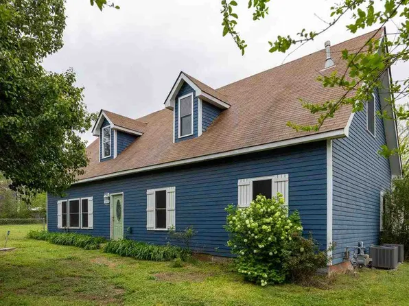 201 Chestnut, Carney, OK 74832