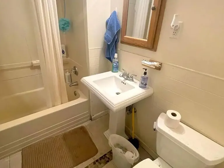 23 Curtis St #2 — Photo 14