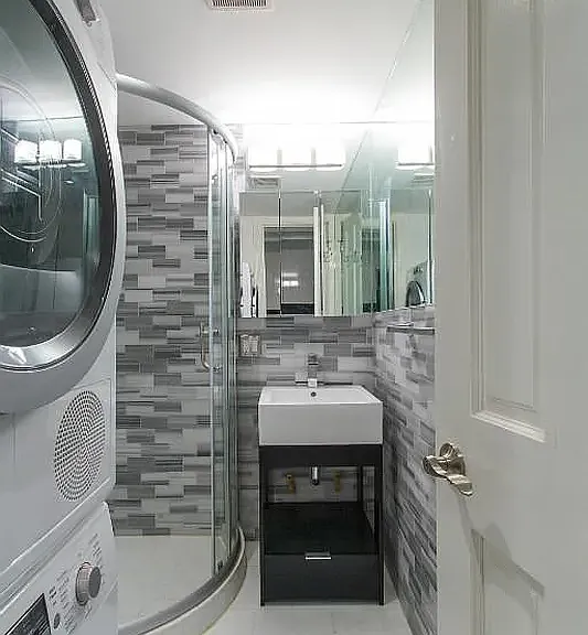 221 E 11th St #FG1 — Photo 6