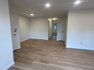 2526 W 27th Ave APT 2, Anchorage, AK 99517