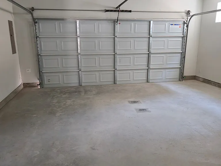 808 Meadowcrest Dr — Photo 7