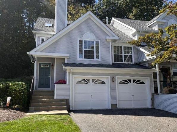 51 Rushmore Ln