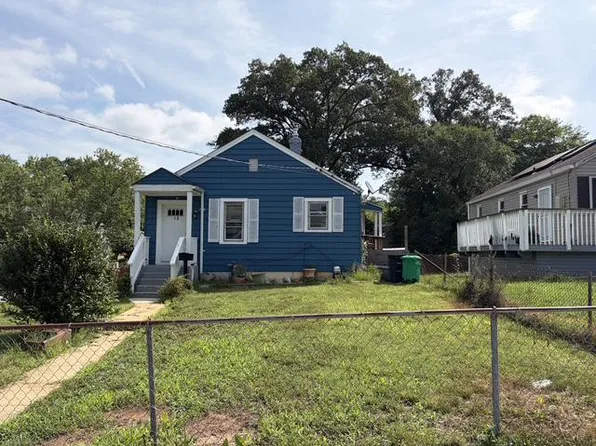 15 Vale Pl, Capitol Heights, MD 20743