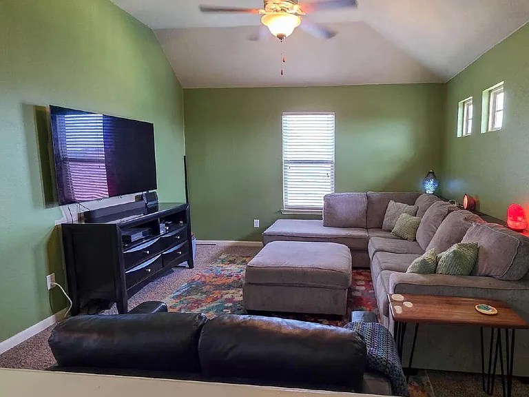2025 Stubbs Dr — Photo 16