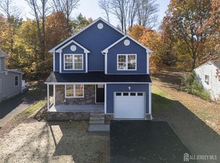 79 E Lincoln Ave, Monroe Township, NJ 08831