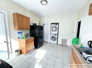 692 Columbia Rd APT 3C, Dorchester, MA 02125