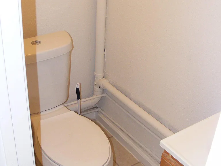 115 N Park St #6 — Photo 6