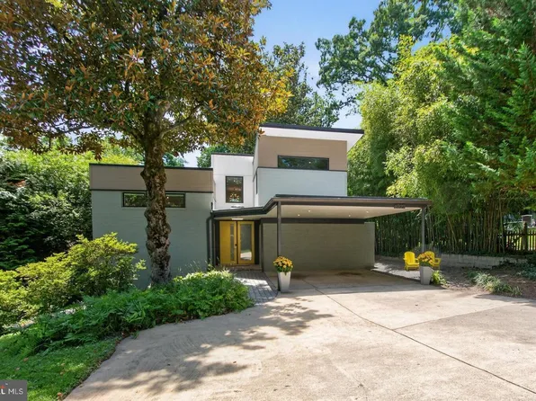 6222 Dahlonega Rd, Bethesda, MD 20816