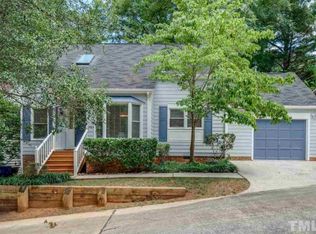 102 Lorilane Dr, Carrboro, NC 27510