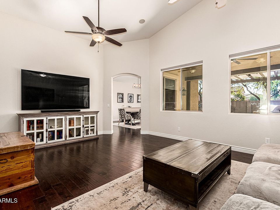 1st image of 3041 E LARK Drive