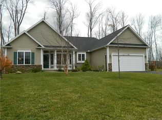 807 Francesca Way, Webster, NY 14580