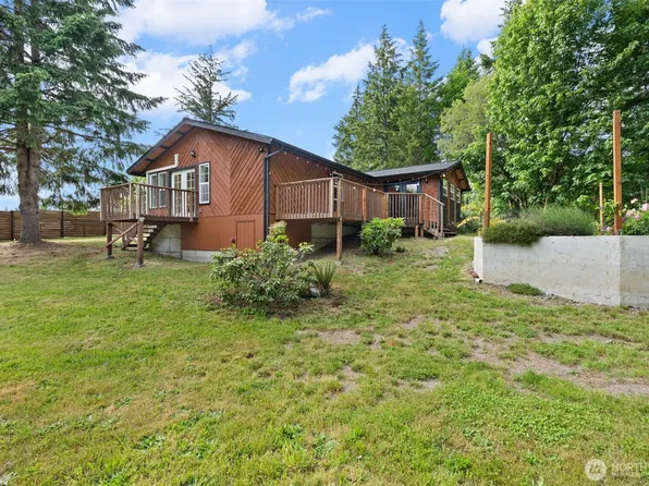 31 SE Campfire Court, Shelton, WA 98584