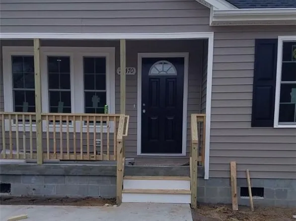 9 Bruce St, Courtland, VA 23837