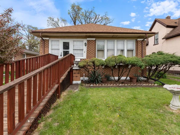 420 N Hebbard St, Joliet, IL 60432