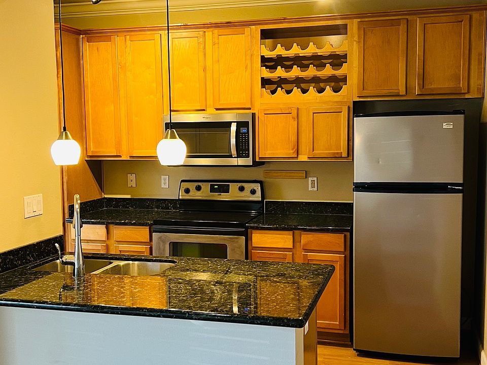 1st image of 2616 McKnight Crossing Ct