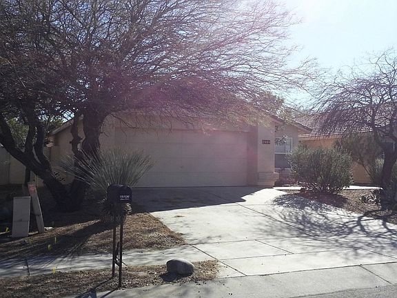 3rd image of 2404 E Mortar Pestle Dr