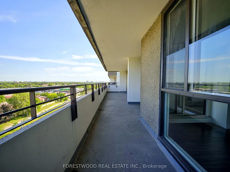 1300 Mississauga Valley Blvd #1108 — Photo 21