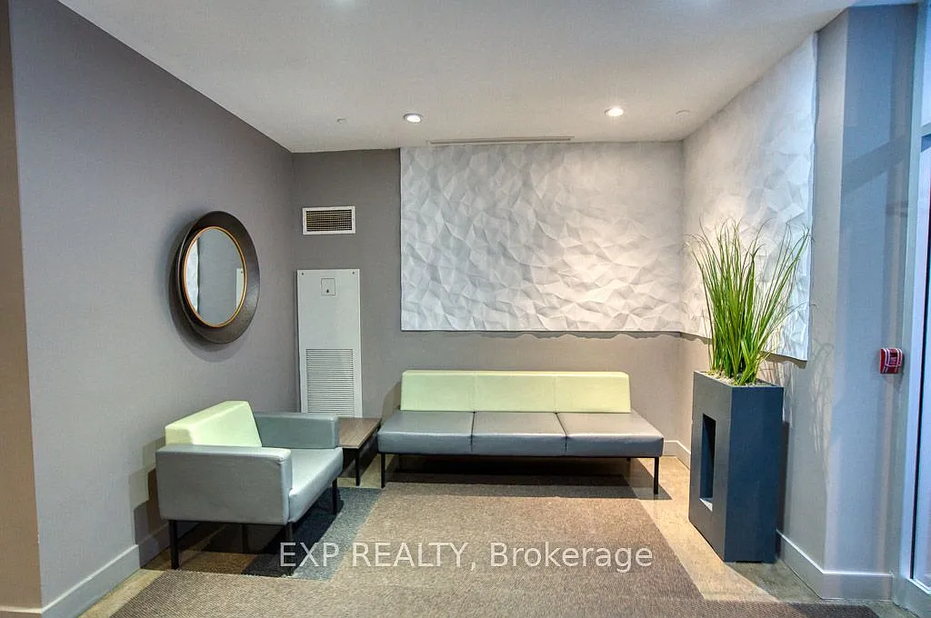 1 bed, $2,000 — Photo 2