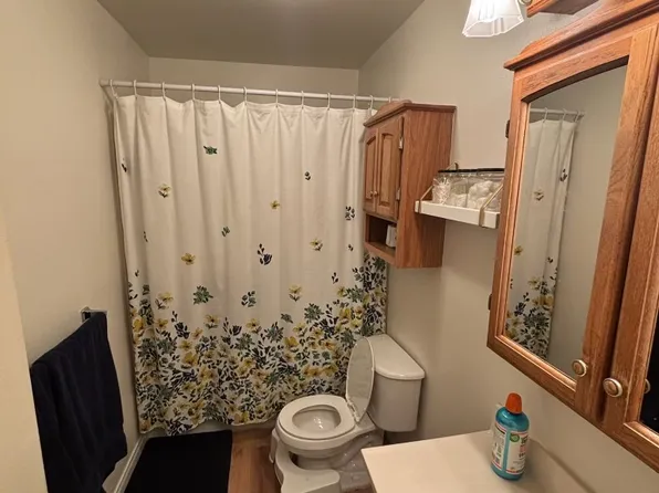 535 N Yucca Ridge Rd Back Adu, Glendora, CA 91741