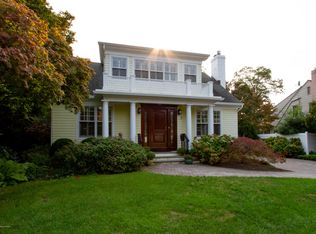 32 Fisher Pl, Red Bank, NJ 07701