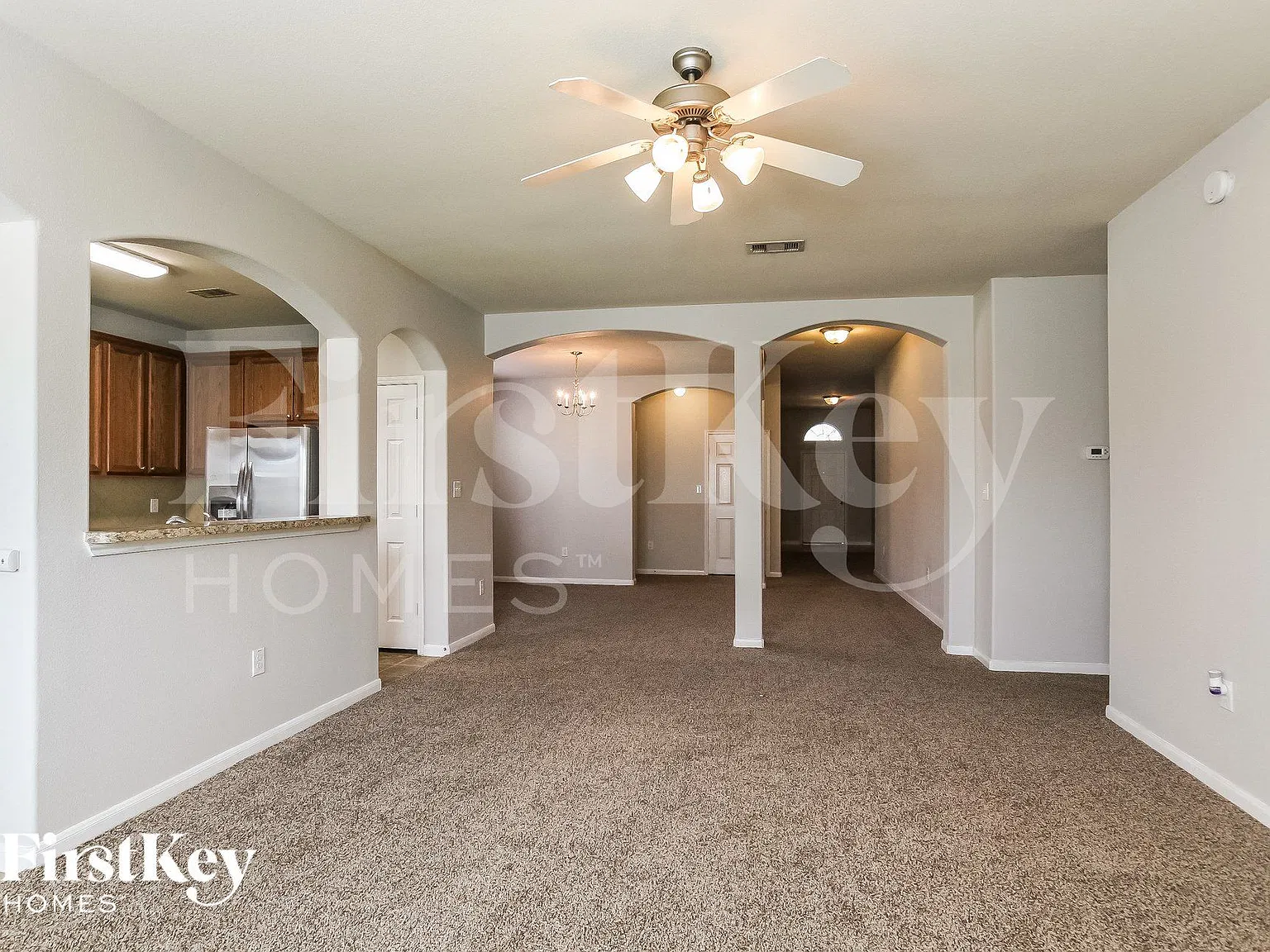 4 bed, 2.0 bath, 2006 sqft, $2,200 — Photo 4