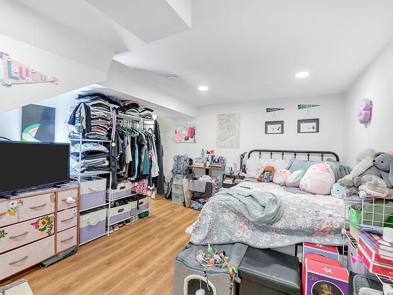 1353 Massachusetts Ave SE #C — Photo 9