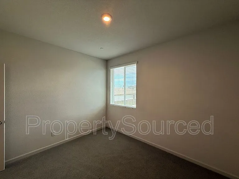 2957 Mokelumne Ct — Photo 40