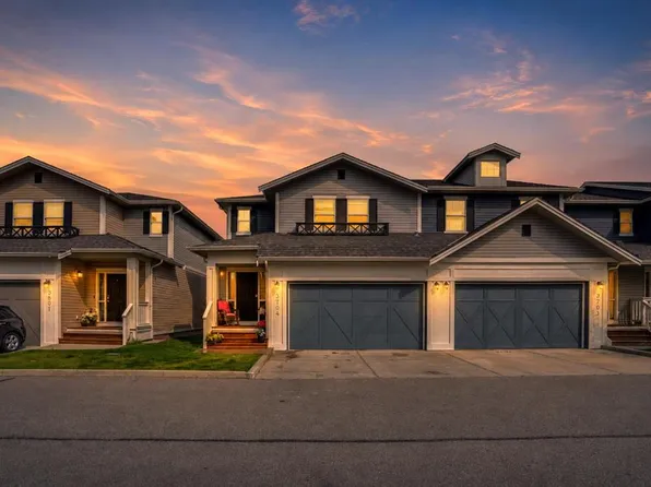 1001 SE 8th St NW #3704, Airdrie, AB T4B 0W5