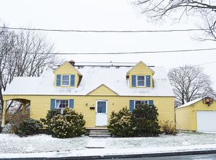 4 Lincoln St, North Andover, MA 01845