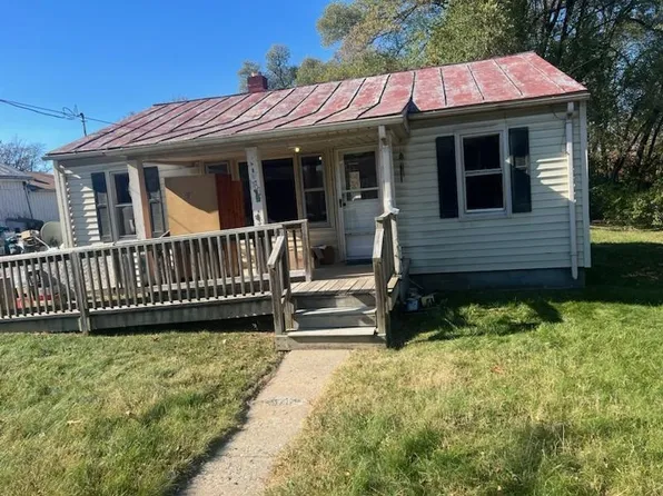 1709 N Delphine Ave, Waynesboro, VA 22980