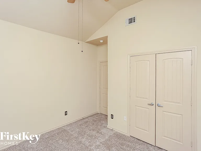 14413 Artesia Ct — Photo 10