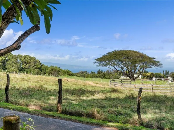 2481 Lilikoi Rd Unit B, Haiku, HI 96708