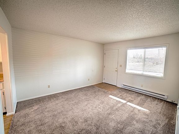 2nd image of 1372 W Yavapai Ln