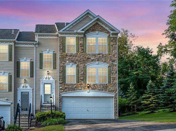 110 Lockheed Dr, Coraopolis, PA 15108