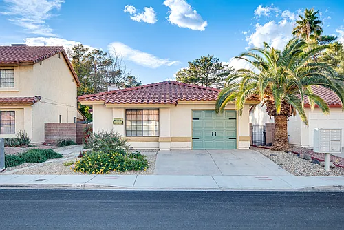 383 Manzanita St Photo 1