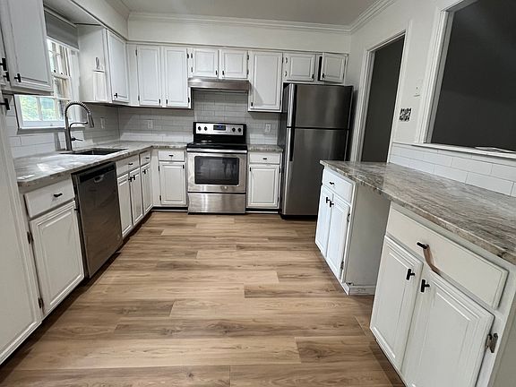 4th image of 11380 Cromwell Ct