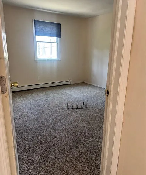 33 Hawthorne Rd — Photo 4