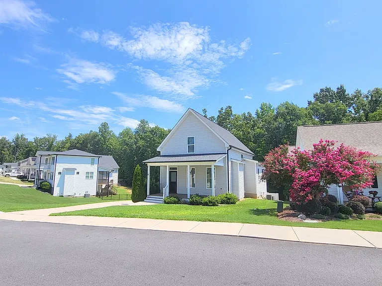 119 Ashley Woods Ct — Photo 12