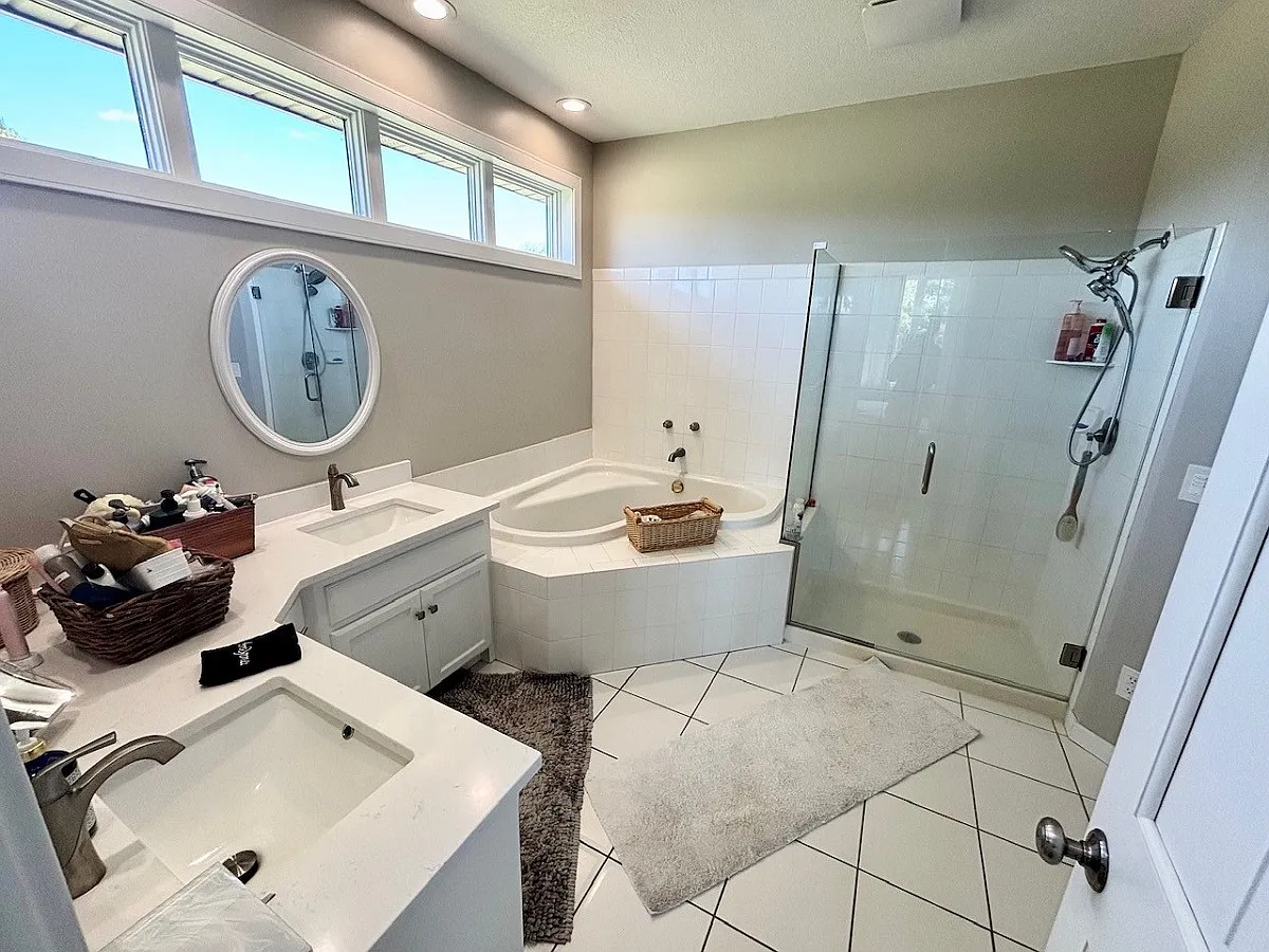 3 bed, 3140 sqft, $3,495 — Photo 4