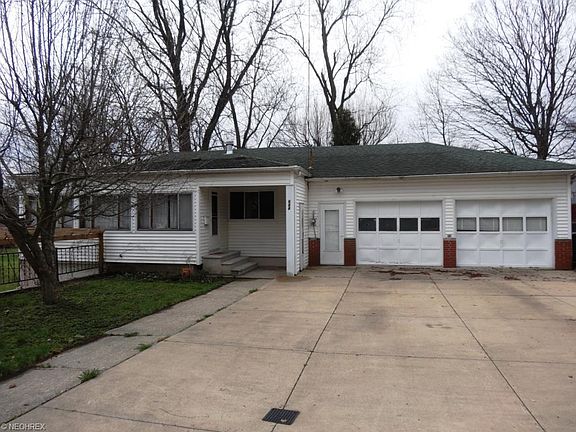 2nd image of 644 Lincoln Ave