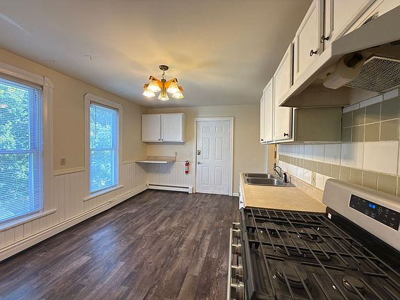 4th image of 2121 13th Ave S APT 2