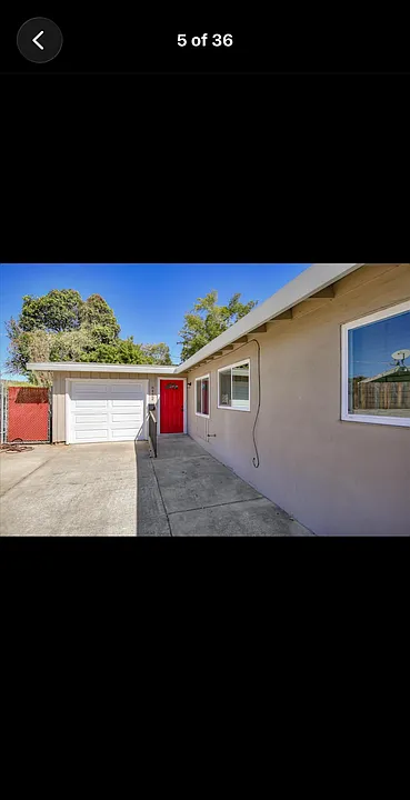 6452 Channing Dr