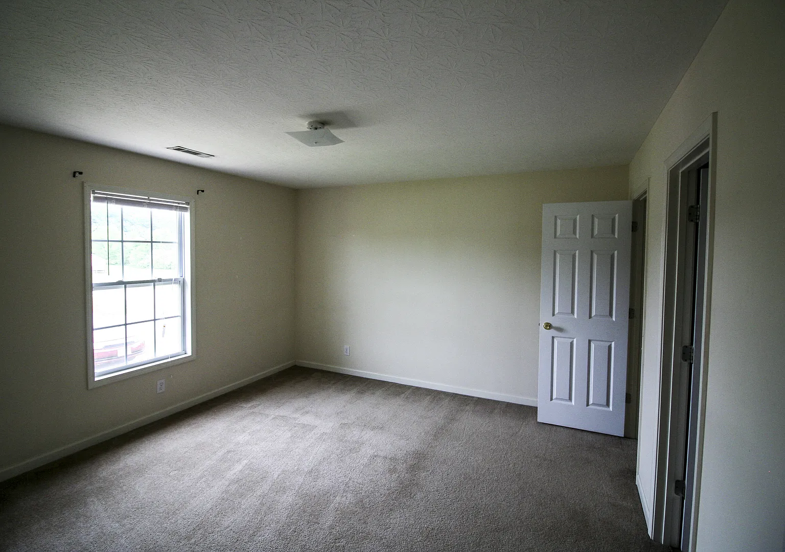 The Oaks - 825 — Photo 4