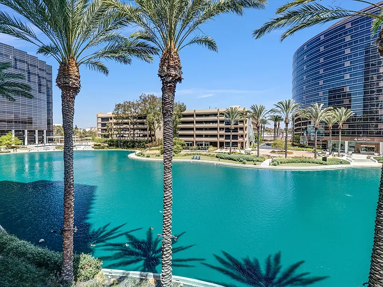 9 Macarthur Pl #403 — Photo 36