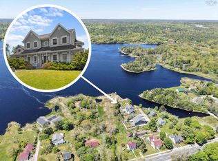 3 Ryers Ln, Shelburne, NS B0T 1W0