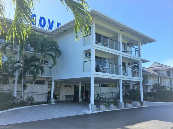 900 Broad Ave S #328, Naples, FL 34102