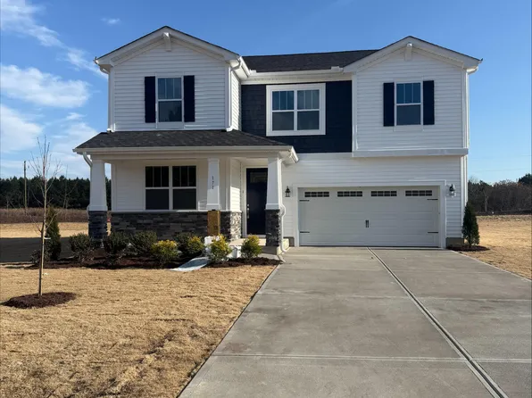 171 Scarlet Sage Dr, Fuquay Varina, NC 27526